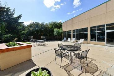 هتل Kelly Inn Bismarck North