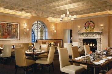 هتل Rosewood Mansion On Turtle Creek