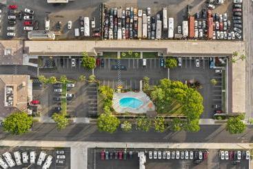 هتل Vagabond Inn Oxnard