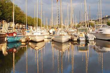 هتل Ibis Port De Plaisance