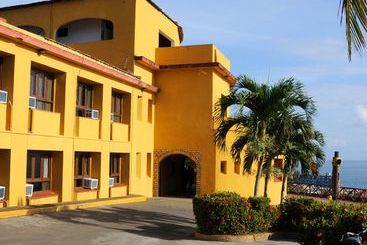 هتل El Castillo