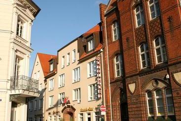 Altstadt Hotel Zur Post Stralsund