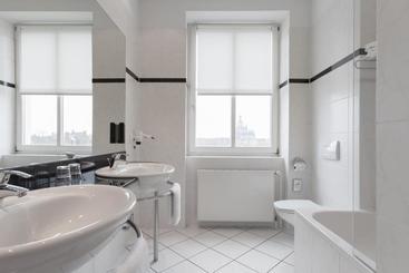 هتل Vienna House By Wyndham Baltic Stralsund