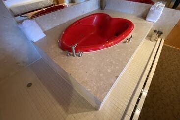 Отель Secrets Inn Lake Tahoe