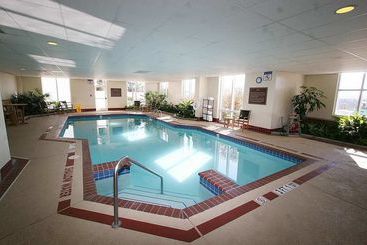 Embassy Suites Hotel Intl Airport