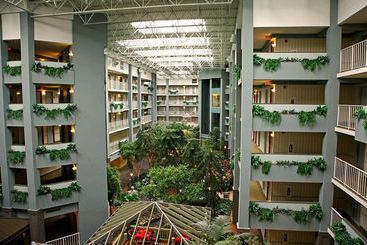 Embassy Suites Hotel Intl Airport