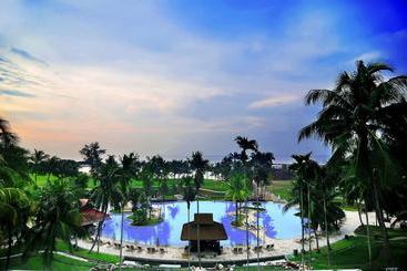 בית מלון כפרי Bintan Lagoon Resort