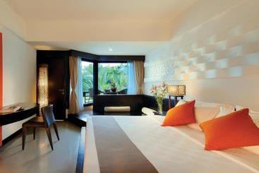 هتل Bintan Lagoon Resort