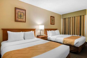 هتل Cco  & Suites Downtown