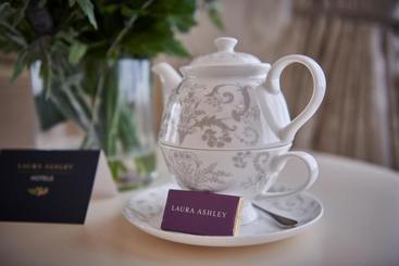 هتل Laura Ashley  The Iliffe