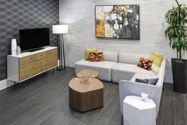 فندق Crowne Plaza Lansing, An Ihg