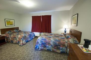 هتل Bluenose Inn And Suites