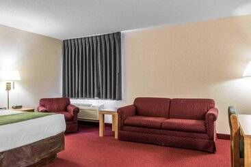 ホテル Quality Inn Arena