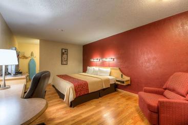 هتل Red Roof Inn Tulsa