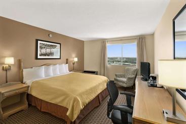 هتل Travelodge Suites By Wyndham Halifax Dartmouth