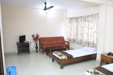 فندق Silver Sand