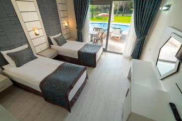 هتل Linda Resort