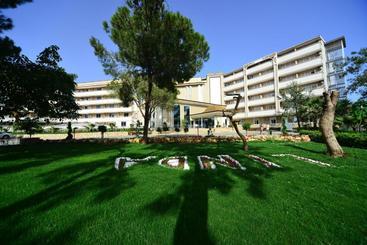 هتل Linda Resort