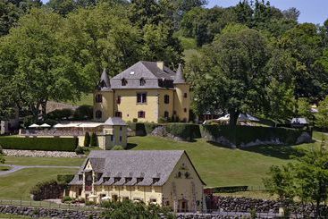 هتل Château De Salles