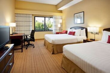 هتل Sonesta Select Las Vegas Summerlin
