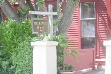 בית מלון כפרי Inn On Bellevue