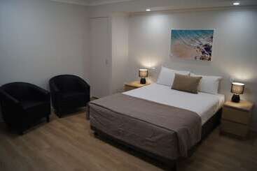 בית מלון כפרי Beachside Motor Inn