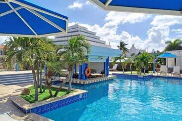 هتل Brickell Bay Beach Resort Aruba, Trademark Collection By Wyndham