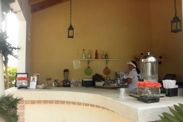 هتل Tierra del Sol Resort, Spa & Country Club
