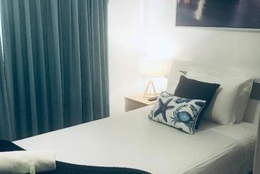 Ocean Breeze Motel