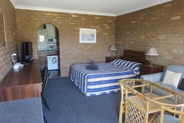 هتل Albury Classic Motor Inn