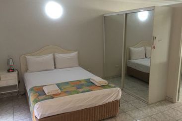 هتل Mediterranean All Suites
