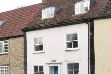 تختخواب و صبحانه Cumberland House