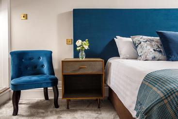 هتل Mercure Burton Upon Trent Newton Park