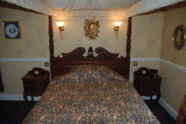 هتل Westwood Lodge