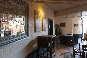 The Vine Hotel By Thegreatvine Ltd