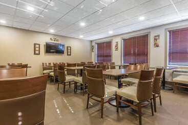 בית מלון כפרי Comfort Inn & Suites