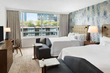 هتل Hilton Vancouver Downtown