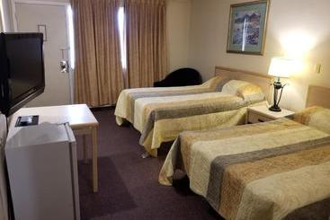 مُتل Slumber Lodge Williams Lake