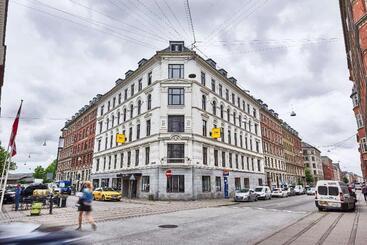 هتل Four Points Flex By Sheraton Copenhagen City