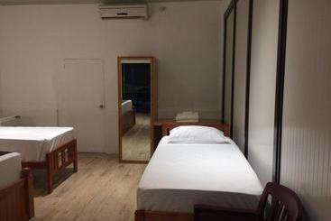 Crows Nest Resort