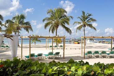 استراحتگاه whala! boca chica