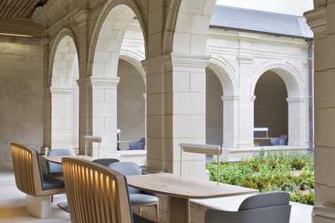 هتل Fontevraud L Ermitage
