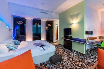 هتل Ibis Style Paris Saint Ouen