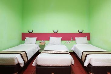 هتل Desa Wisata