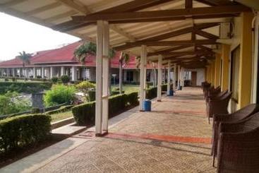 هتل Grage  Bengkulu