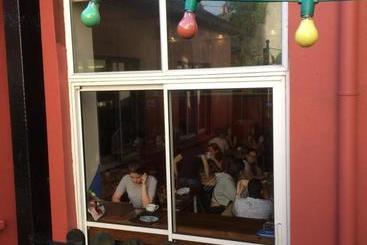 هتل Kinlay House Hostel Cork