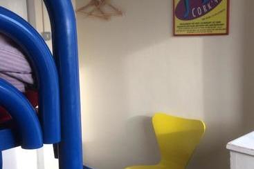 هتل Kinlay House Hostel Cork