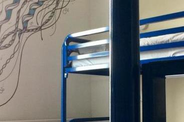 هتل Kinlay House Hostel Cork