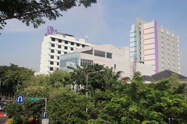 هتل Mercure Surabaya