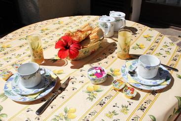 هتل Hôtel Cap Soleil